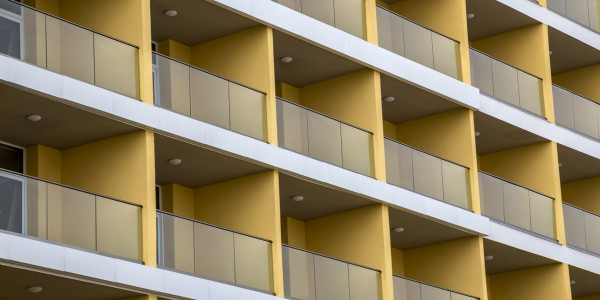 Puertas y Ventanas de Aluminio / PVC a medida Organyà · Balconeras